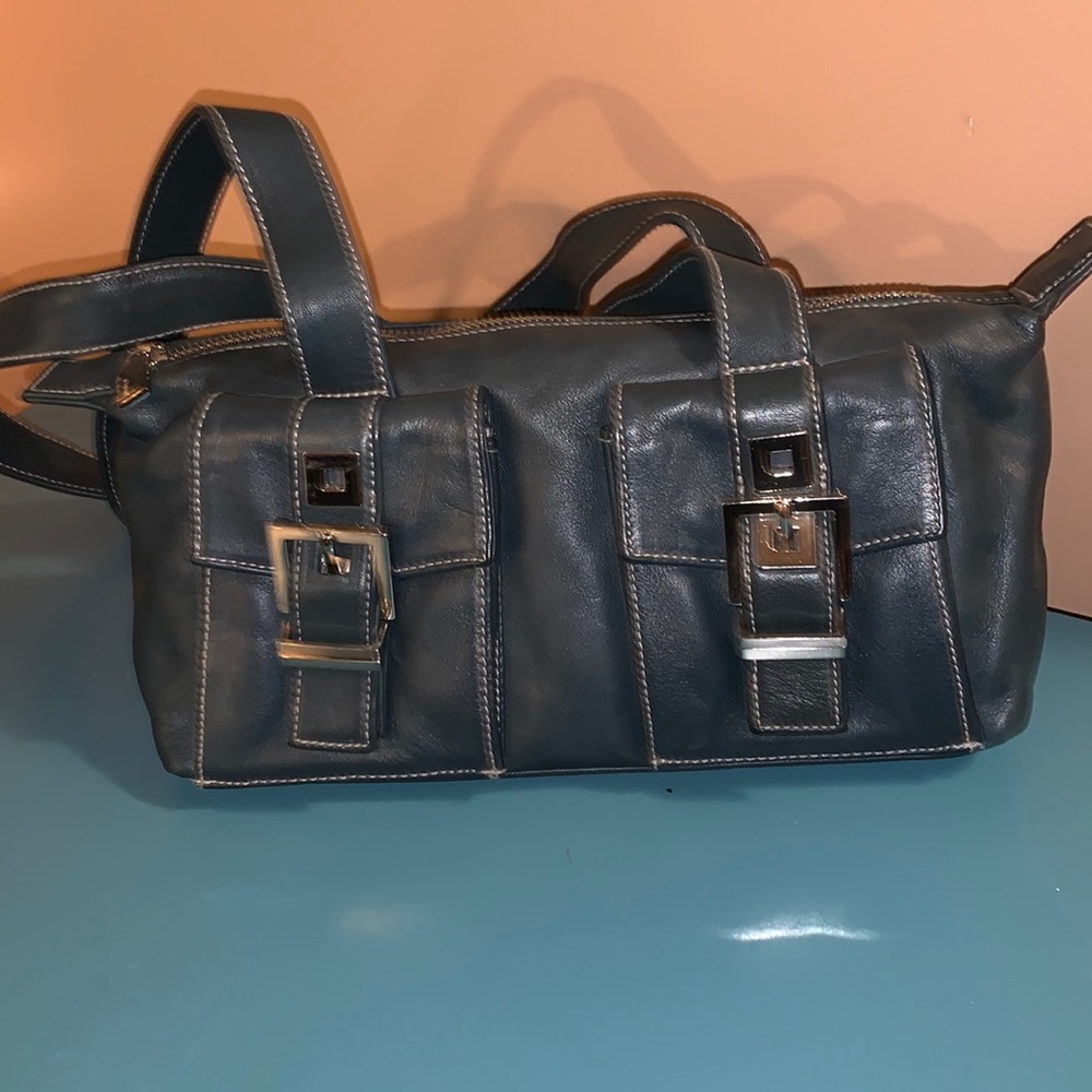 Perlina clutch